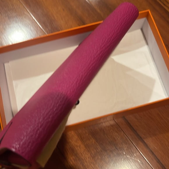 ONE DAY SALE!!! Hermes Kelly Cherve Wallet - Picture 16 of 16